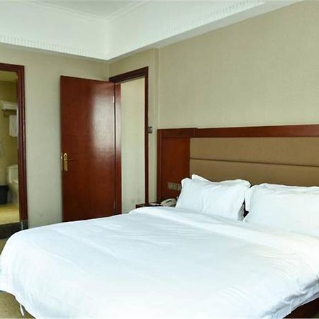 Shantou Jun Hua Hotel Exteriör bild